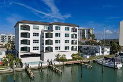 211 Dolphin Point #4, Clearwater Beach, FL 33767 - Photo 13