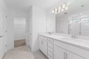 36797 Kistna Dr, Zephyrhills, FL 33540 - Photo 13