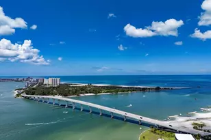 825 S Gulfview Blvd, Clearwater Beach, FL 33767 - Photo 3