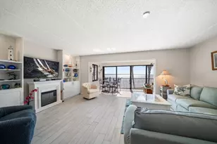 825 S Gulfview Blvd, Clearwater Beach, FL 33767 - Photo 15