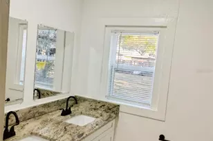 2033 Wayman St, Lakeland, FL 33815 - Photo 9