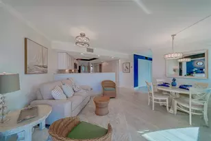 205 Dolphin Point, Clearwater Beach, FL 33767 - Photo 23