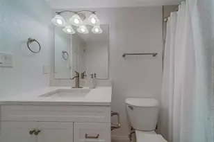 205 Dolphin Point, Clearwater Beach, FL 33767 - Photo 31