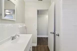 1730 17th St S, Saint Petersburg, FL 33712 - Photo 27