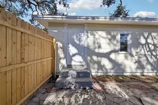 1730 17th St S, Saint Petersburg, FL 33712 - Photo 47