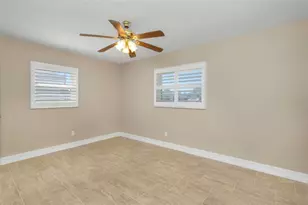 3887 50th Ave S, Saint Petersburg, FL 33711 - Photo 41