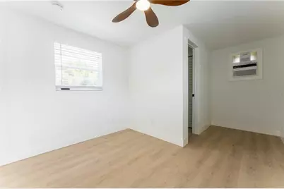 4011 Helena Street NE, Saint Petersburg, FL 33703 - Photo 17