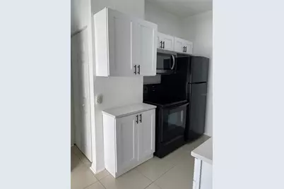 3460 4th Avenue S, Saint Petersburg, FL 33711 - Photo 7