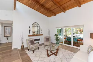 5039 Barrowe Dr, Tampa, FL 33624 - Photo 3
