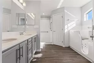 [Address not provided], Zephyrhills, FL 33541 - Photo 9