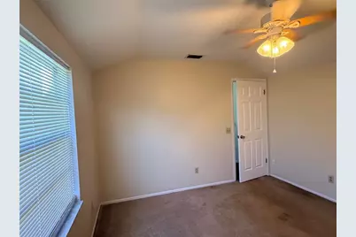 3610 Dartmouth Avenue N, Saint Petersburg, FL 33713 - Photo 17