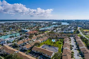 216 Sun Vista Ct S, Treasure Island, FL 33706 - Photo 57