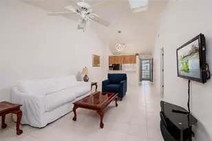216 Sun Vista Ct S, Treasure Island, FL 33706 - Photo 15