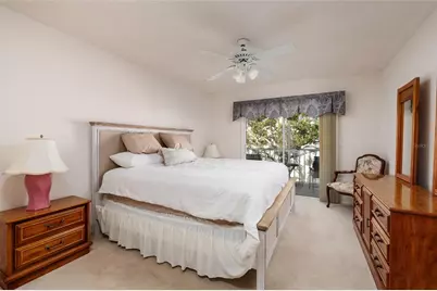 216 Sun Vista Ct S, Treasure Island, FL 33706 - Photo 15