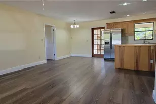 1790 75th Ave N, Saint Petersburg, FL 33702 - Photo 5