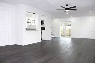 10418 N Oklawaha Ave, Tampa, FL 33617 - Photo 11