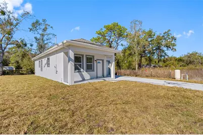 10271 Lake Drive, New Port Richey, FL 34654 - Photo 9