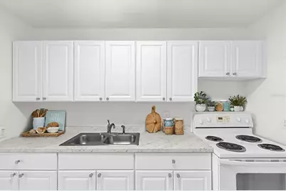 6400 46th Avenue #102, Kenneth City, FL 33709 - Photo 9