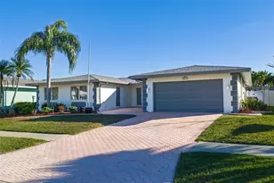 14922 Crown Dr, Largo, FL 33774 - Photo 65