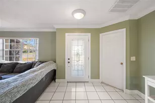 8714 Martinique Ln, Port Richey, FL 34668 - Photo 9