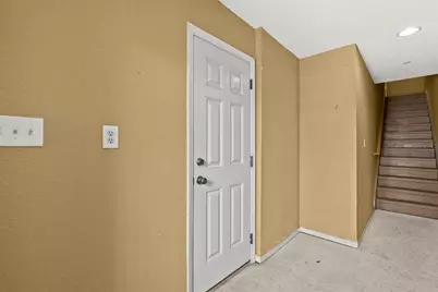 504 Wheaton Trent Place, Tampa, FL 33619 - Photo 5