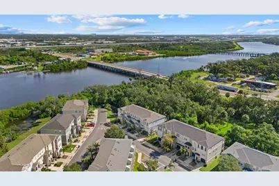 504 Wheaton Trent Place, Tampa, FL 33619 - Photo 3