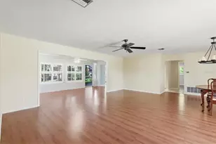 2340 Armour Dr, Dunedin, FL 34698 - Photo 13