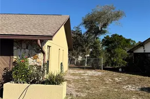 5389 Frost Rd, Spring Hill, FL 34606 - Photo 5