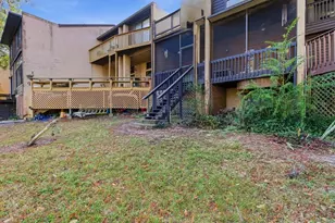 6050 River Trace Rd, Tampa, FL 33617 - Photo 43