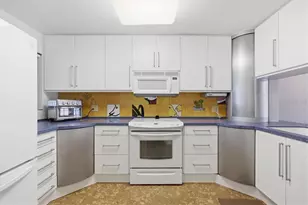 6050 River Trace Rd, Tampa, FL 33617 - Photo 15