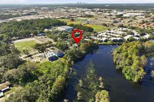 6050 River Trace Rd, Tampa, FL 33617 - Photo 7