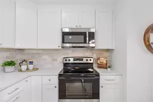 1792 77th Ave N, Saint Petersburg, FL 33702 - Photo 13