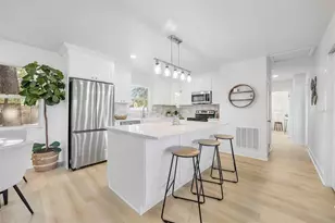 1792 77th Ave N, Saint Petersburg, FL 33702 - Photo 9