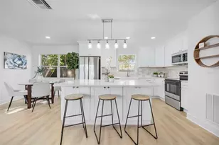 1792 77th Ave N, Saint Petersburg, FL 33702 - Photo 7