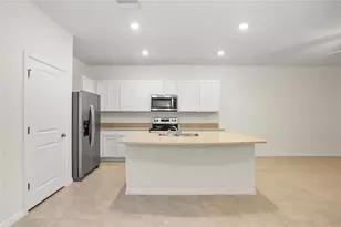 32859 Pez Landing Ln, Wesley Chapel, FL 33543 - Photo 7