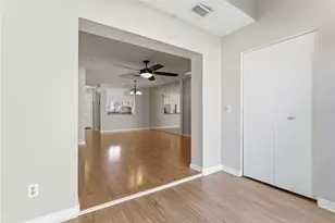 4003 Cypress Willow Ct, Tampa, FL 33614 - Photo 11