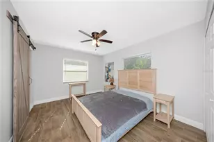 1010 Emerson Dr, Dunedin, FL 34698 - Photo 9