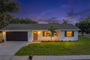 1837 Sourwood Blvd, Dunedin, FL 34698 - Photo 1