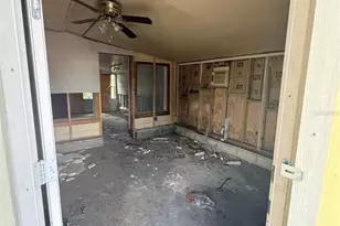 40 Hall St, Frostproof, FL 33843 - Photo 3