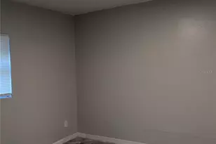 8713 N Mandarine Pl, Tampa, FL 33617 - Photo 11