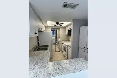 1805 E Lennox Road E #1805, Palm Harbor, FL 34683 - Photo 5