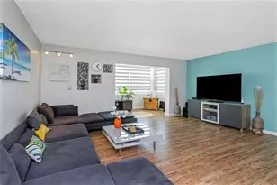 1900 68th St N, Saint Petersburg, FL 33710 - Photo 7