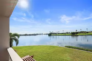 450 Treasure Island Causeway, Treasure Island, FL 33706 - Photo 17