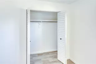 4318 Great Lakes Dr N, Clearwater, FL 33762 - Photo 19