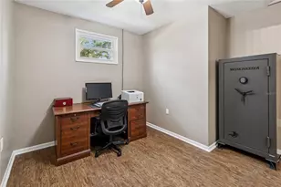 17641 Deerfield Dr, Lutz, FL 33558 - Photo 59