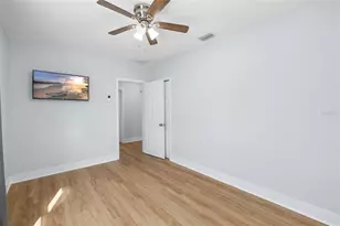 2606 W Henry Ave, Tampa, FL 33614 - Photo 23