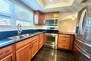 1119 Breeze Dr, Largo, FL 33770 - Photo 3