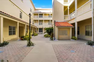 701 Mirror Lake Dr N, Saint Petersburg, FL 33701 - Photo 21