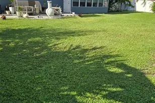 4660 22nd Ave S, Saint Petersburg, FL 33711 - Photo 23