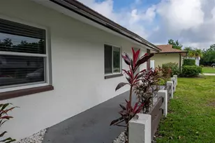 1689 Monterey Dr, Clearwater, FL 33756 - Photo 5